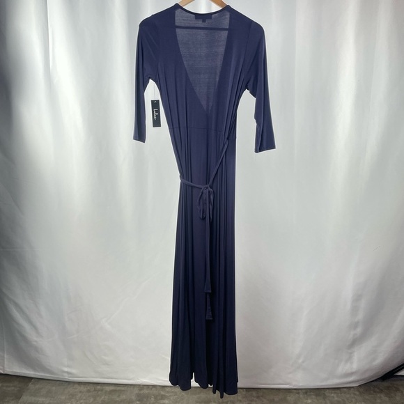 NWT Lulus Garden District Wrap Maxi Dress in Navy Blue Size Medium - Picture 4 of 9